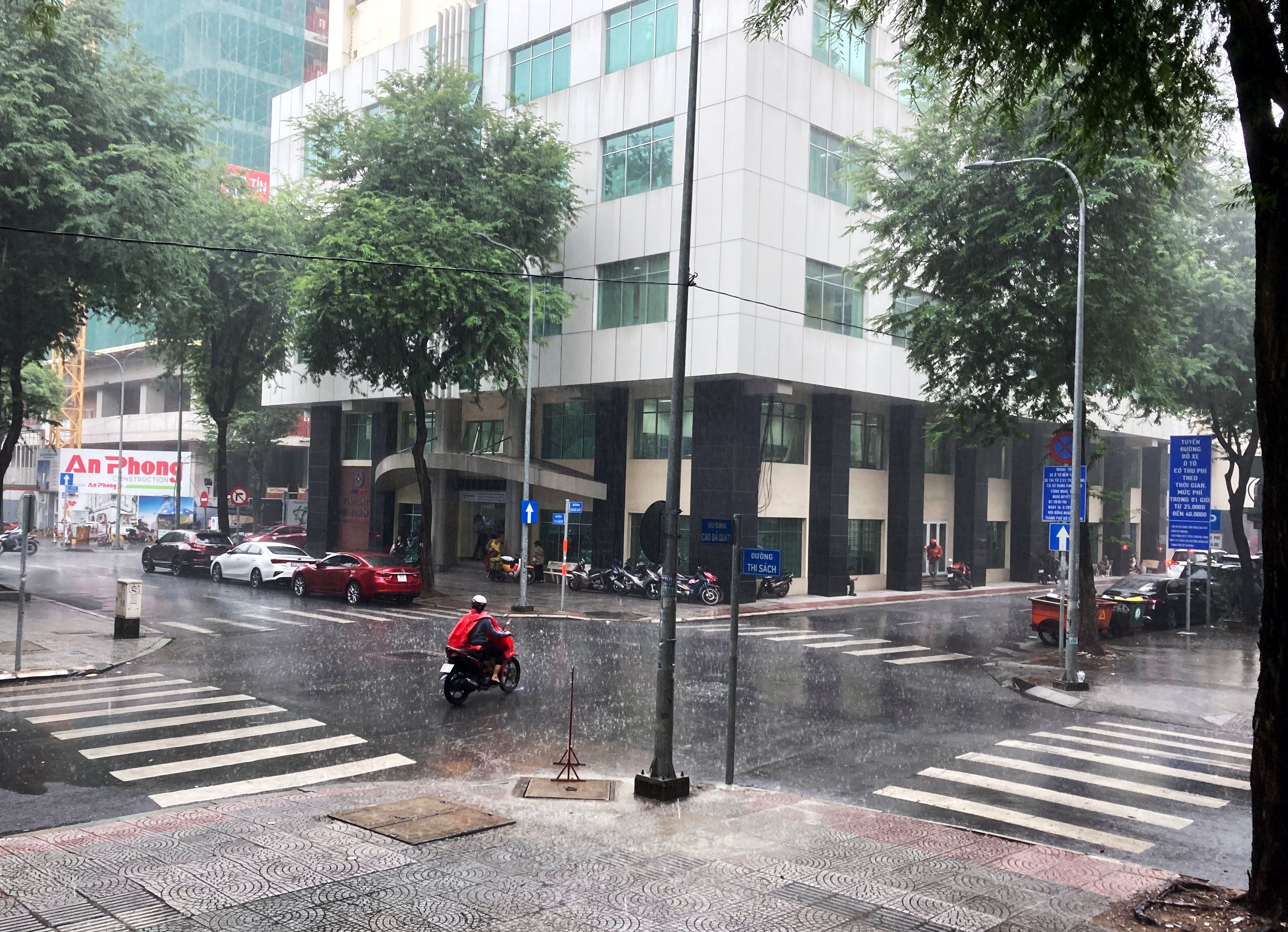 ハノイの雨の日を満喫!屋内観光スポットからグルメまで徹底ガイド【100以上の情報満載】